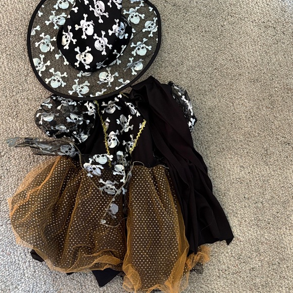 2T-4T witch custome - Picture 1 of 4